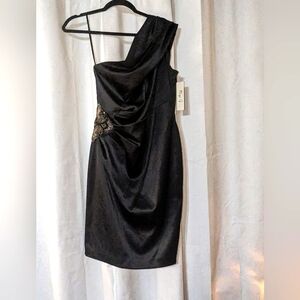 Black Formal One Shoulder Dress Size 6 NWT